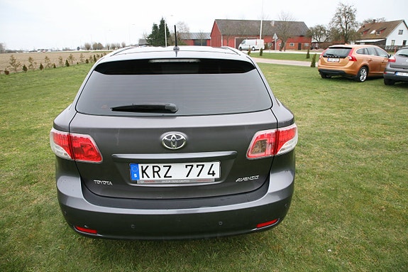 Toyota Avensis 7 of 20