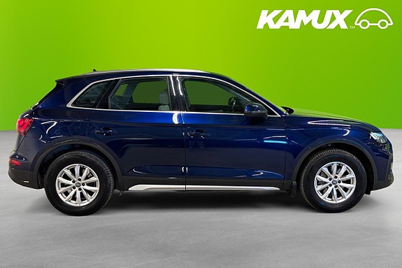 Audi Q5 2 of 5