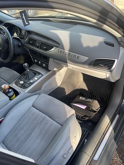 Audi A6 4 of 4