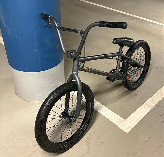 Product image 2 of 8