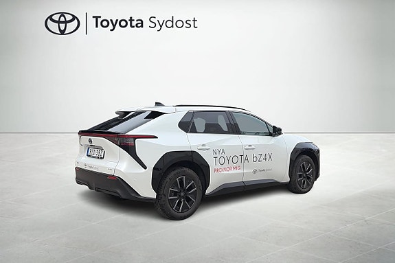 Toyota bZ4X 2 of 5