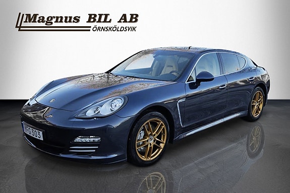 Porsche Panamera 4S