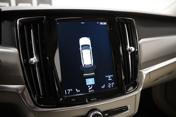 Volvo V90 13 of 22