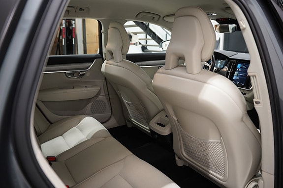 Volvo V90 20 of 22