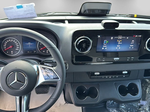 Mercedes-Benz Sprinter 317 8 of 14