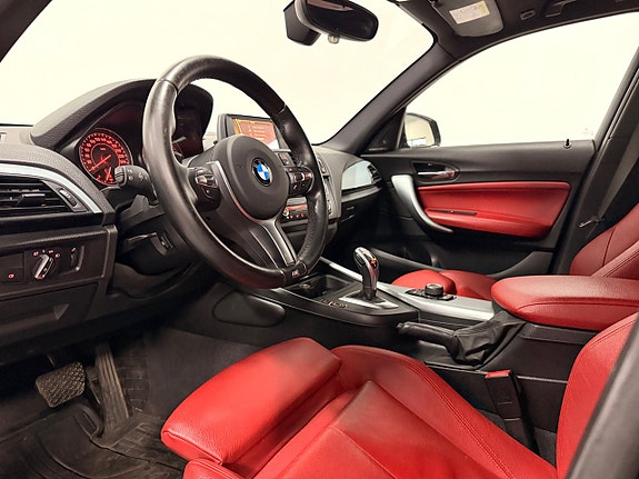 BMW M135i 8 of 27