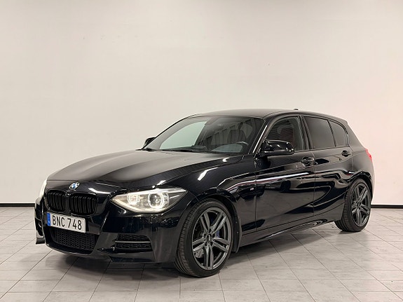 BMW M135i 2 of 5