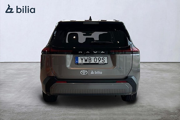 Toyota RAV4 5 of 5