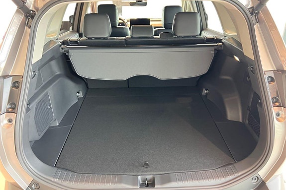 Toyota RAV4 12 of 23