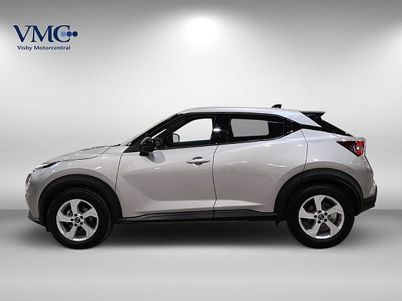 Nissan Juke 2 of 5