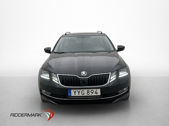 Skoda Octavia 2 of 5