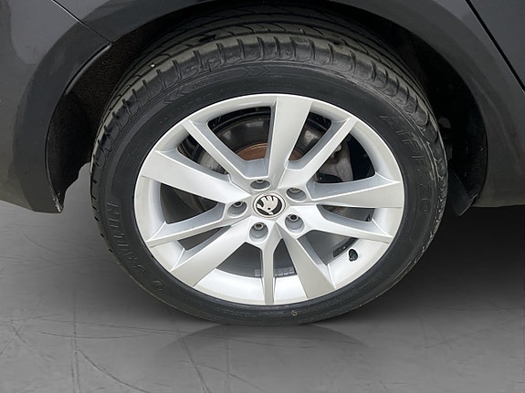 Skoda Octavia 26 of 27