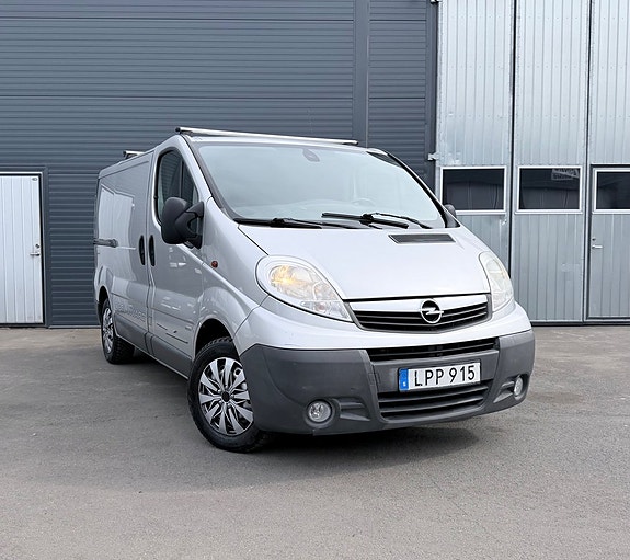 Opel Vivaro 3 of 5