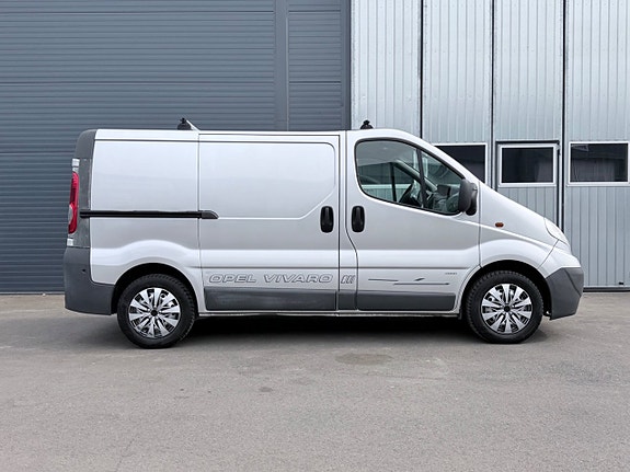 Opel Vivaro 5 of 5