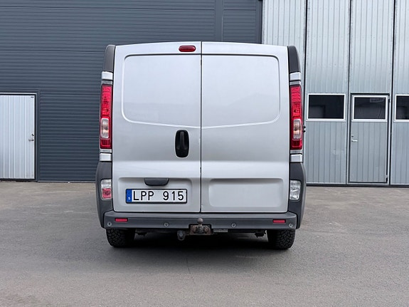 Opel Vivaro 6 of 19