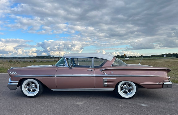 Chevrolet Impala 5 of 5