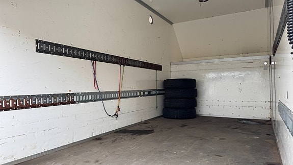 Ford Transit 9 of 11