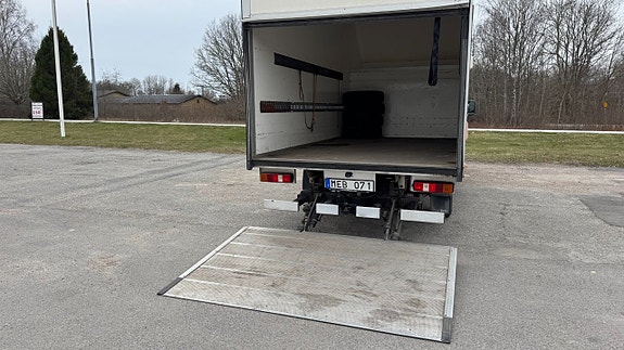 Ford Transit 8 of 11