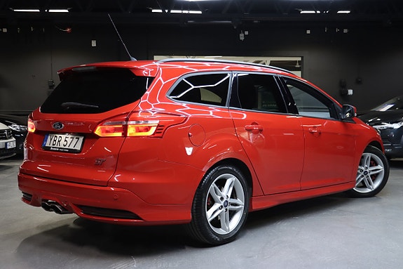 Ford Focus 5 of 28