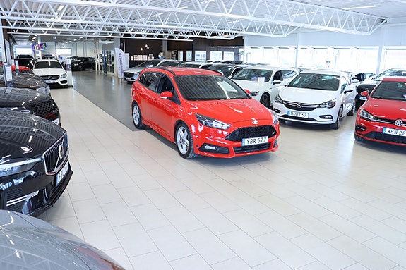 Ford Focus 3 of 28