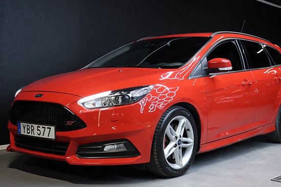 Ford Focus 8 of 28