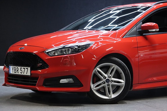 Ford Focus 4 of 28