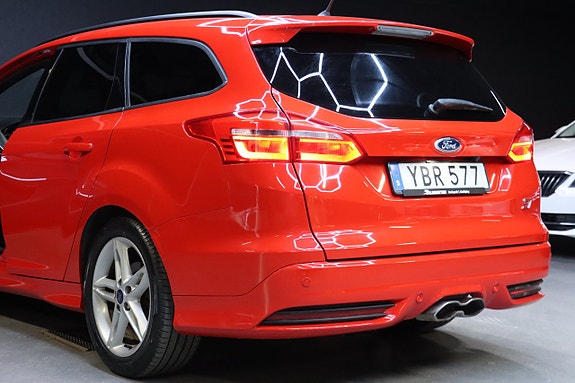 Ford Focus 11 of 28