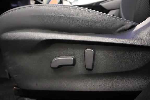 Subaru Forester 8 of 18