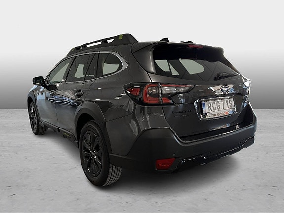 Subaru Outback 3 of 5