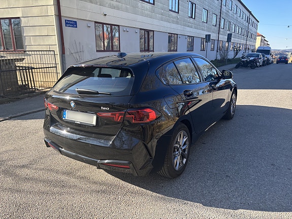 BMW 120 4 of 5