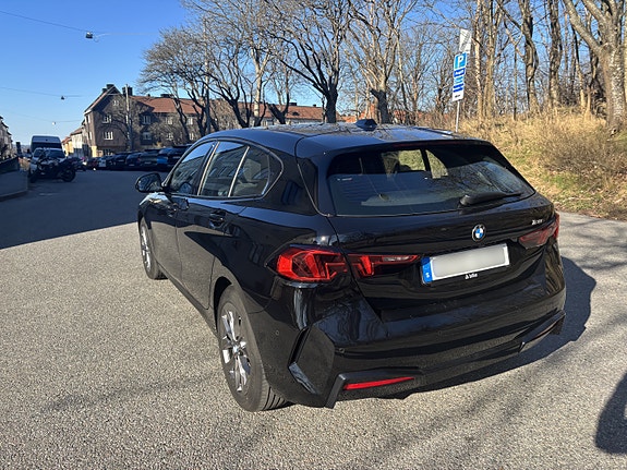 BMW 120 3 of 5