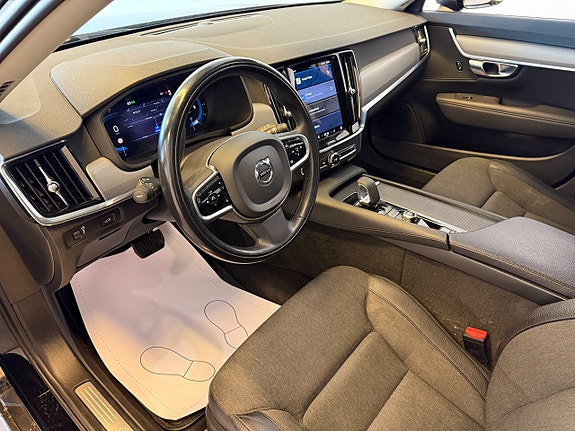 Volvo V90 Cross Country 5 of 5