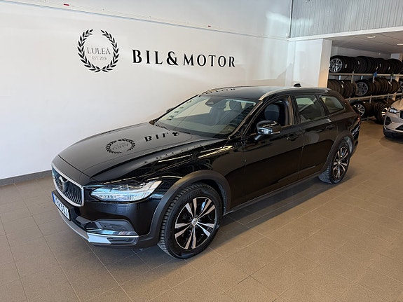 Volvo V90 Cross Country