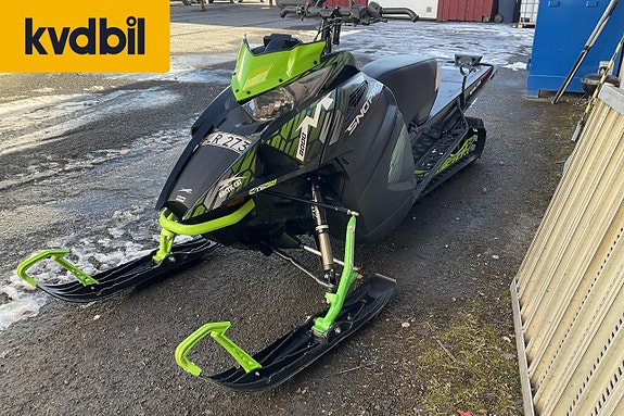 ARCTIC CAT M 8000 SNO PRO Snöskoter (Rep.Objekt)