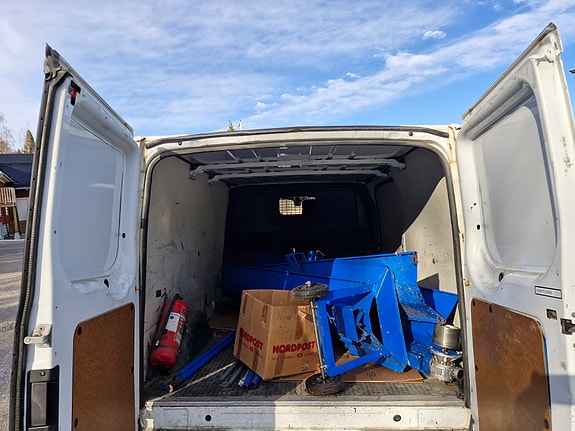 Ford Transit 13 of 14