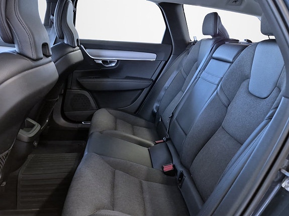 Volvo V90 13 of 18