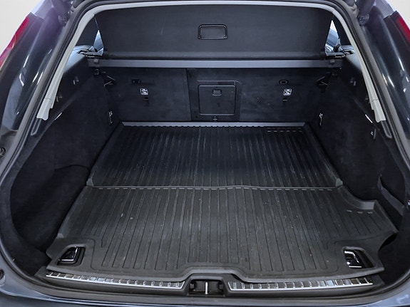 Volvo V90 14 of 18