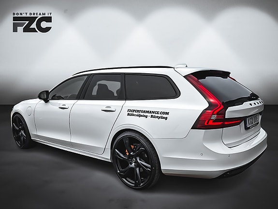 Volvo V90 4 of 5