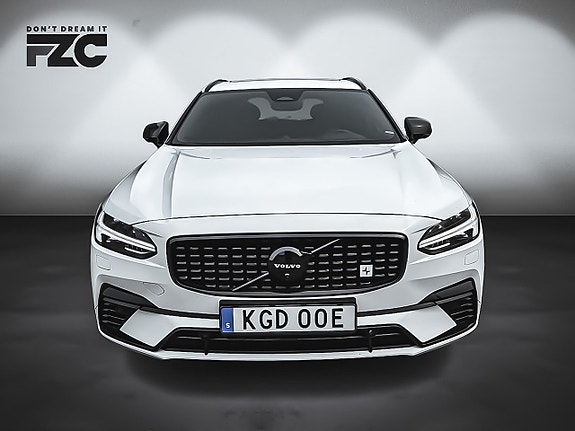Volvo V90 6 of 11