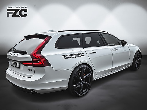 Volvo V90 5 of 5