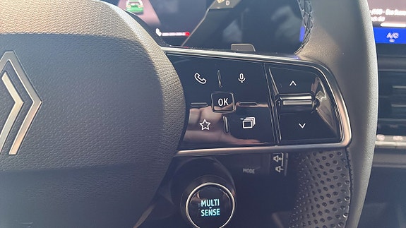 Renault Clio 16 of 21