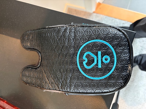 Product image 8 of 9