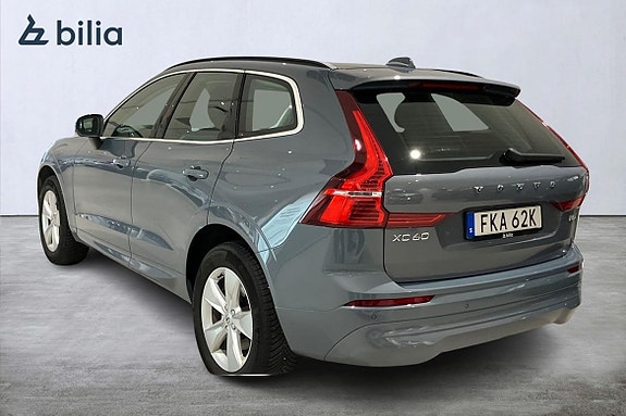 Volvo XC60 2 of 5