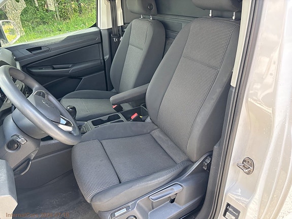 Volkswagen Caddy 18 of 23