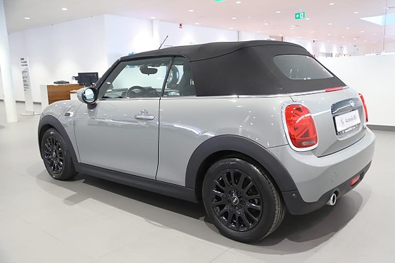MINI Cooper 7 of 16