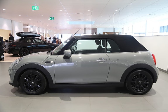 MINI Cooper 6 of 16