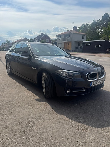 BMW 520d 14 of 16