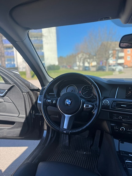 BMW 520d 10 of 16