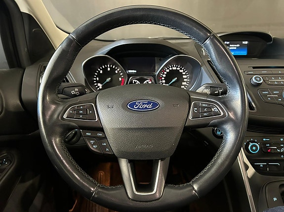 Ford Kuga 13 of 21