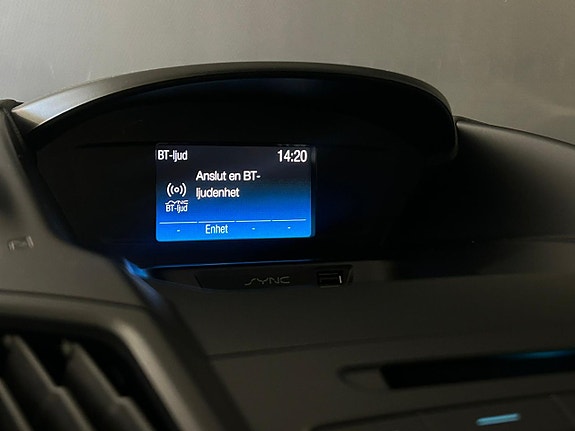 Ford Kuga 17 of 21